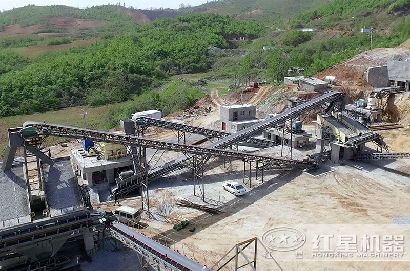 南陽生產現場，根據產量搭配生產線設備